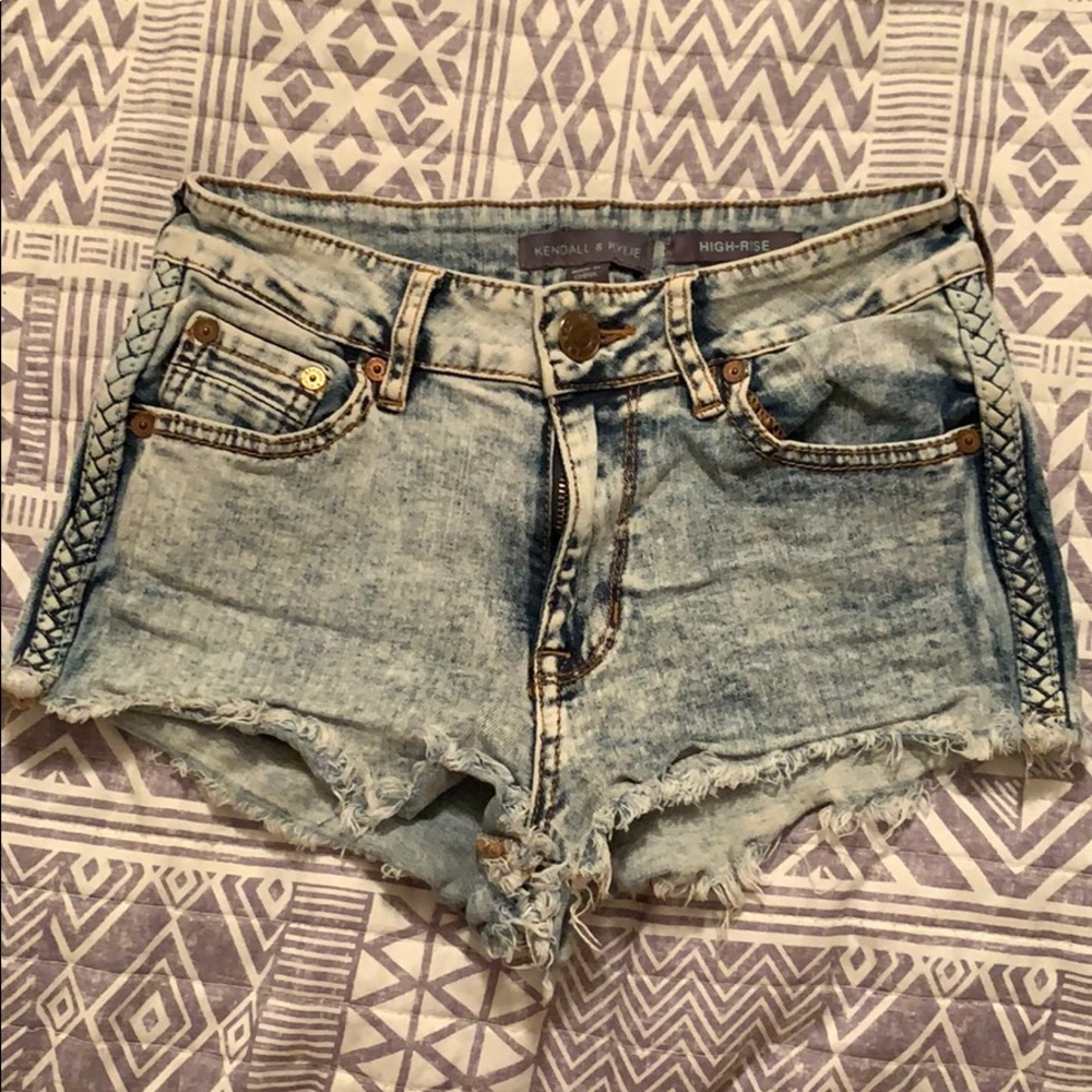 kendall & kylie high waisted shorts